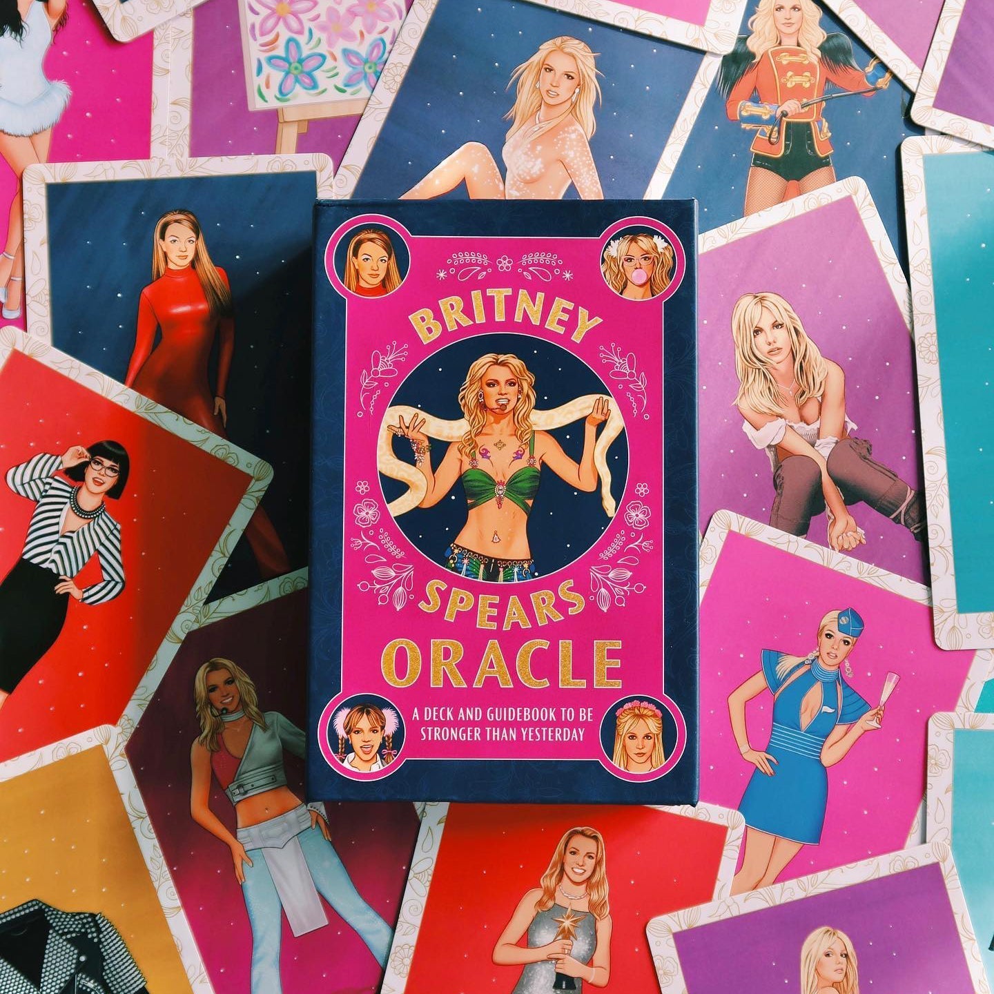 Britney Spears Oracle: Baraja y libro guía para ser más fuerte que ayer – Plastic Books