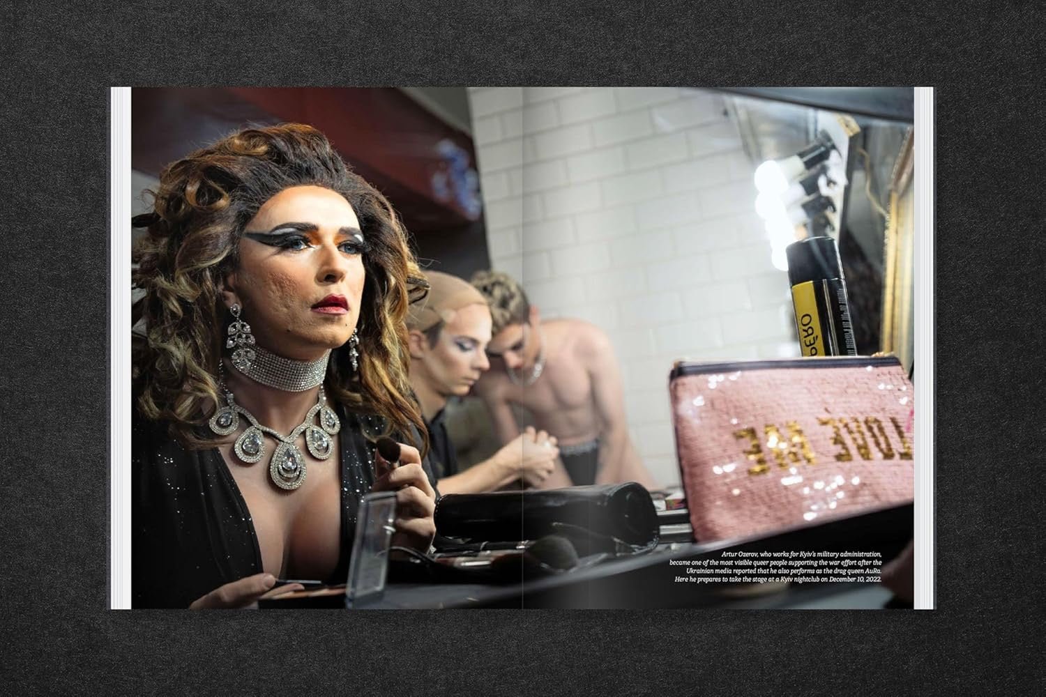 The Queer Face of War: Portraits and Stories from Ukraine – Plastic Books